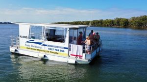 gold-coastbroadwater-boat-hire